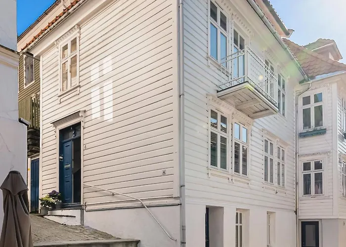 Bryggen Hideaway I Lux Feeling & Private Patio דירה